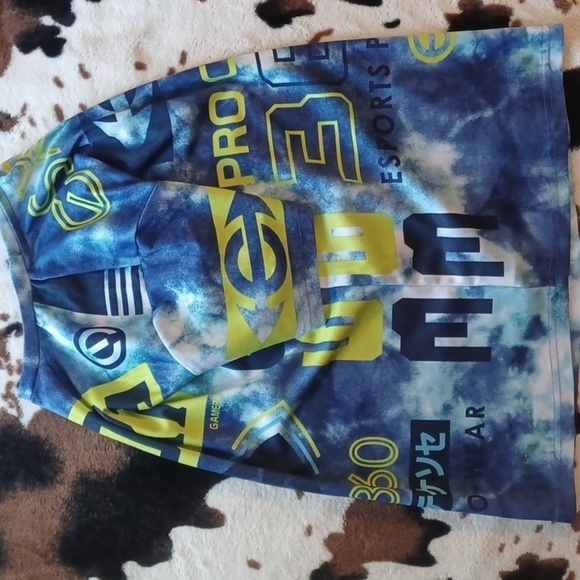 ESPORTS GAMMING GEAR, SIZE 18 BOYS. - Picture 4 of 4